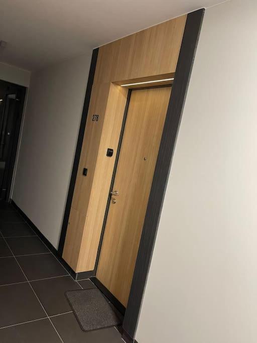 ורשה Forum Wola Fine Apartment מראה חיצוני תמונה